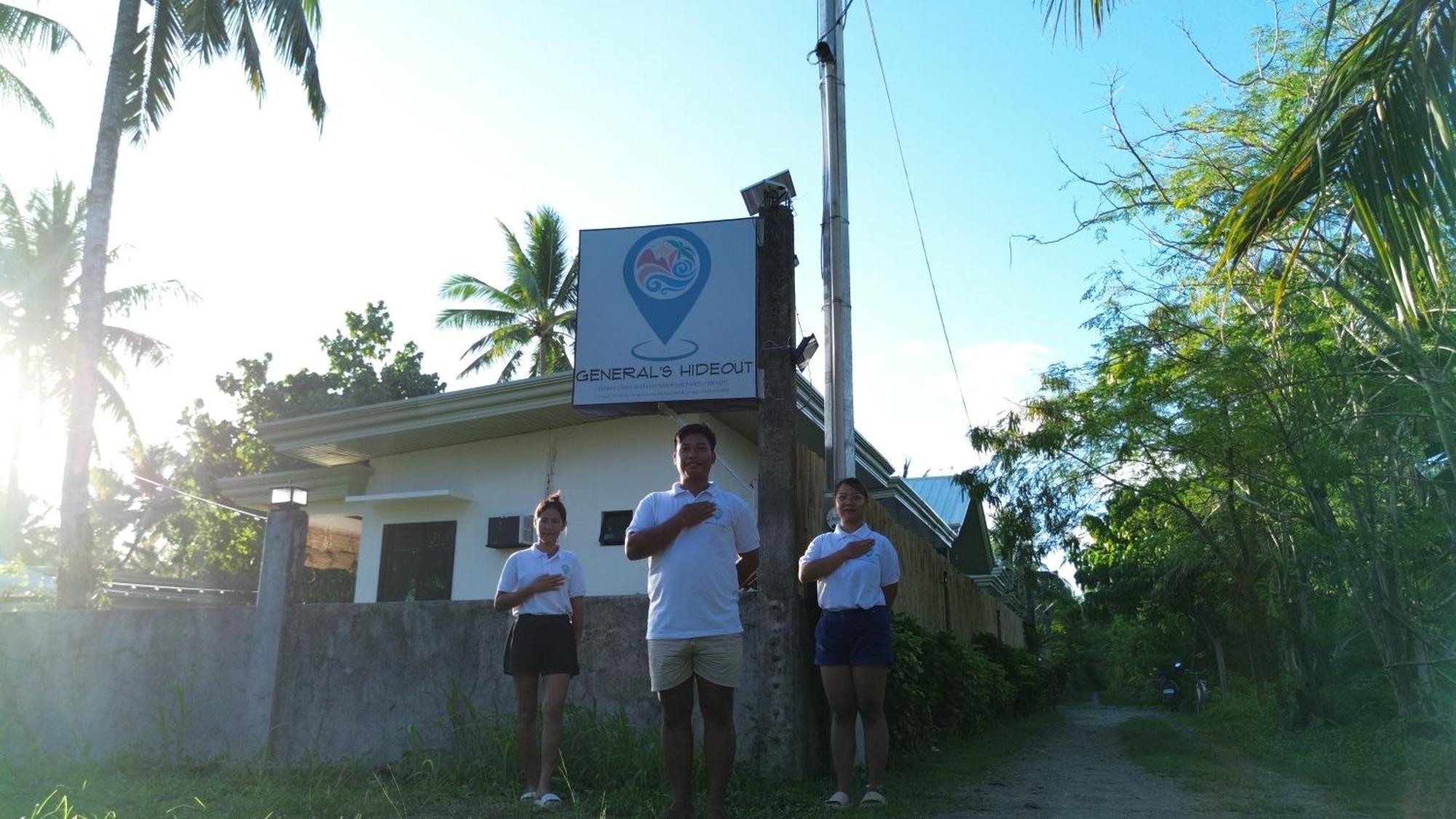 ホテル General'S Hideout Siargao ゼネラル・ルナ エクステリア 写真